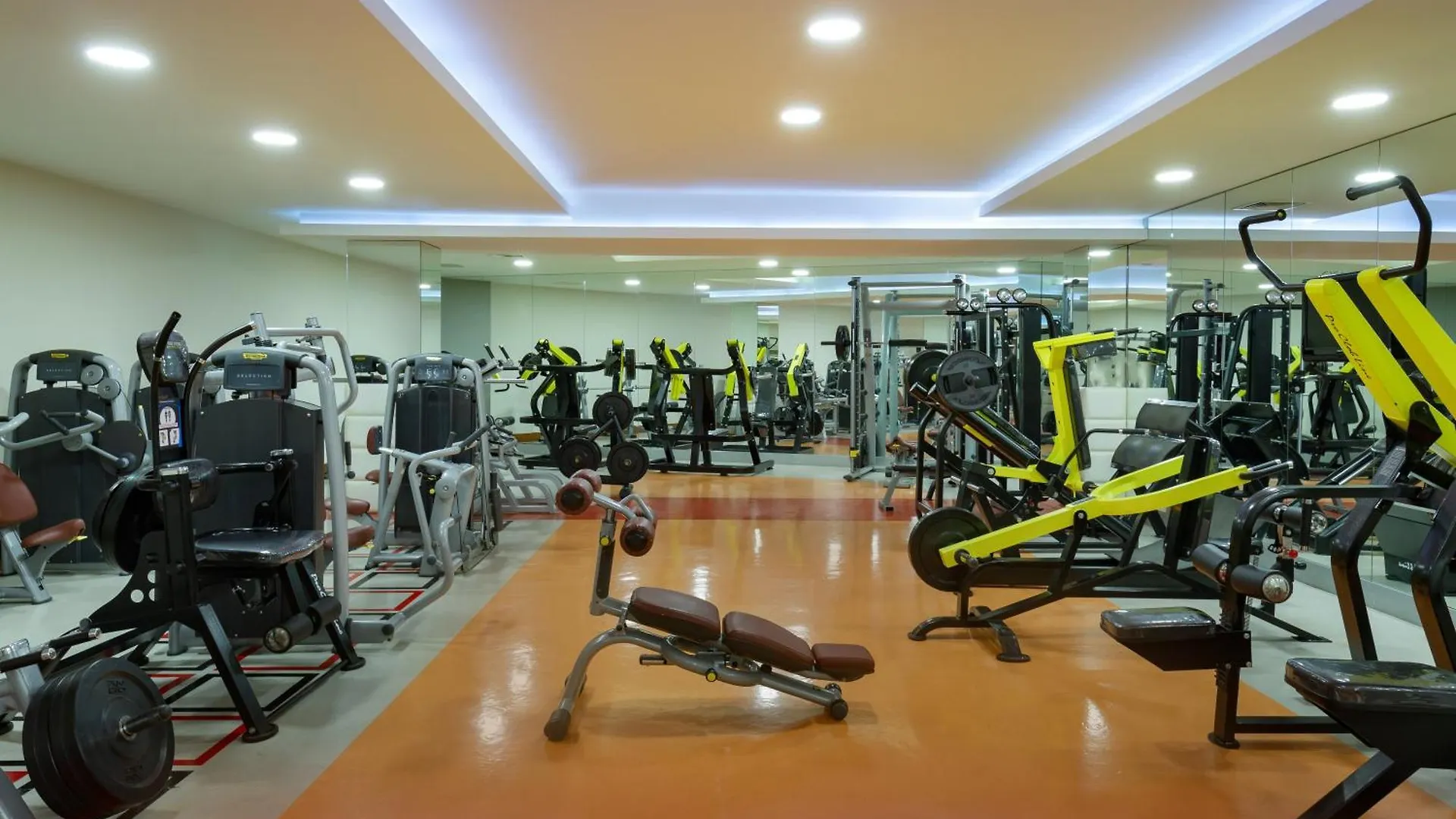 Badamdar Hotel And Residences Baku