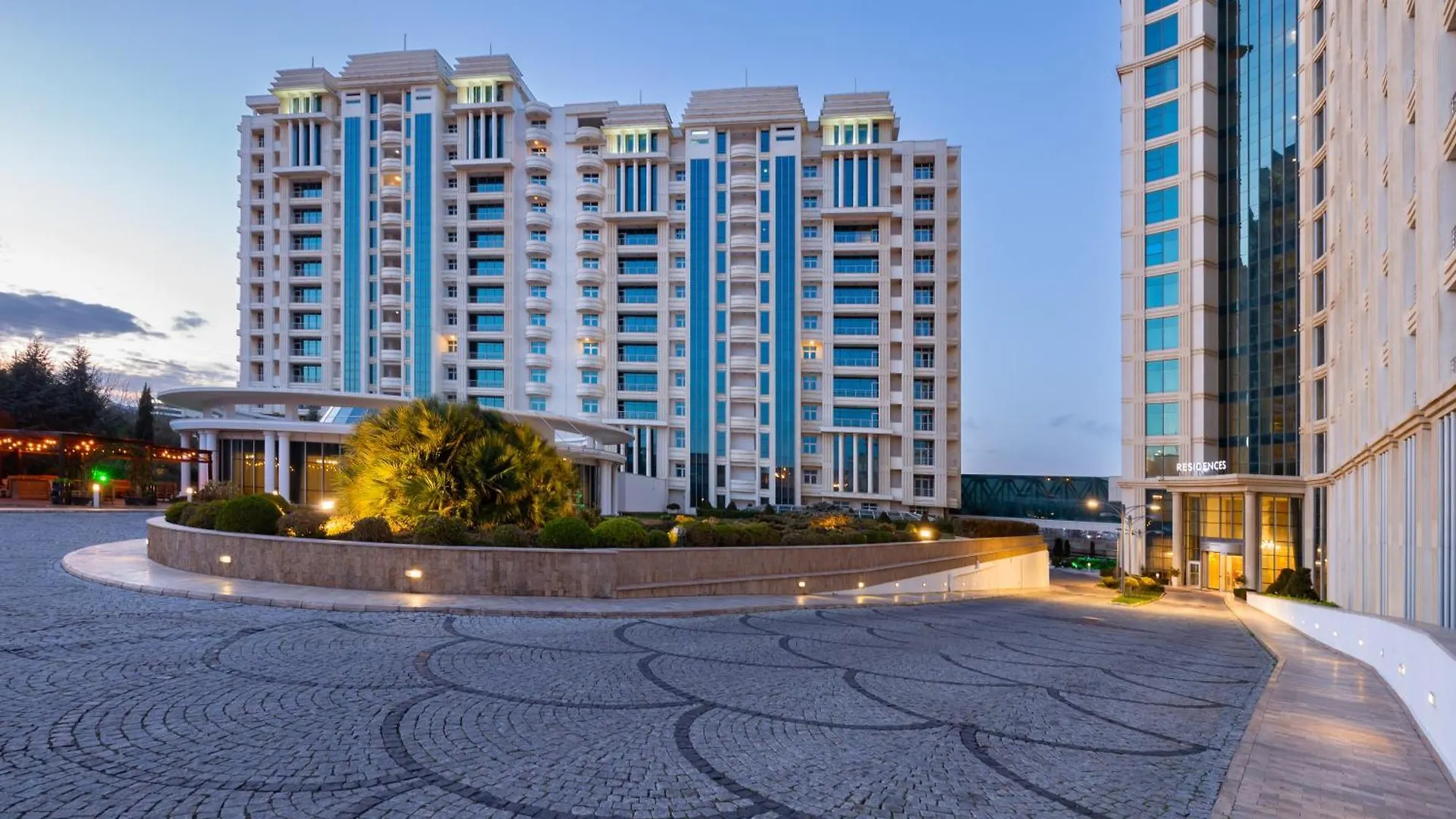 Badamdar Hotel And Residences Baku